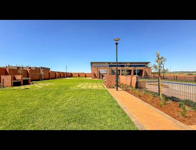 4 BEDROOM HOUSE FOR SALE IN FOUNTAINBROOK ESTATE